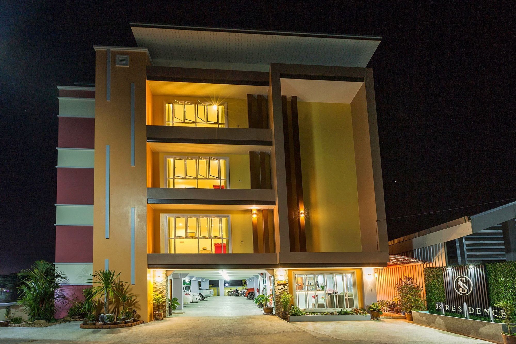 Js Residence Krabi town Extérieur photo